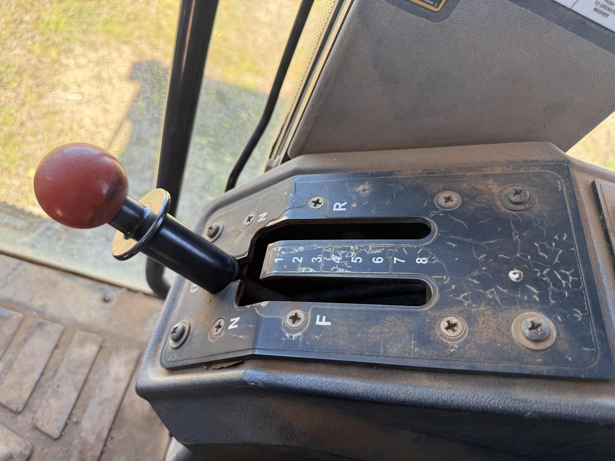 2005 Deere 670D Miscellaneous