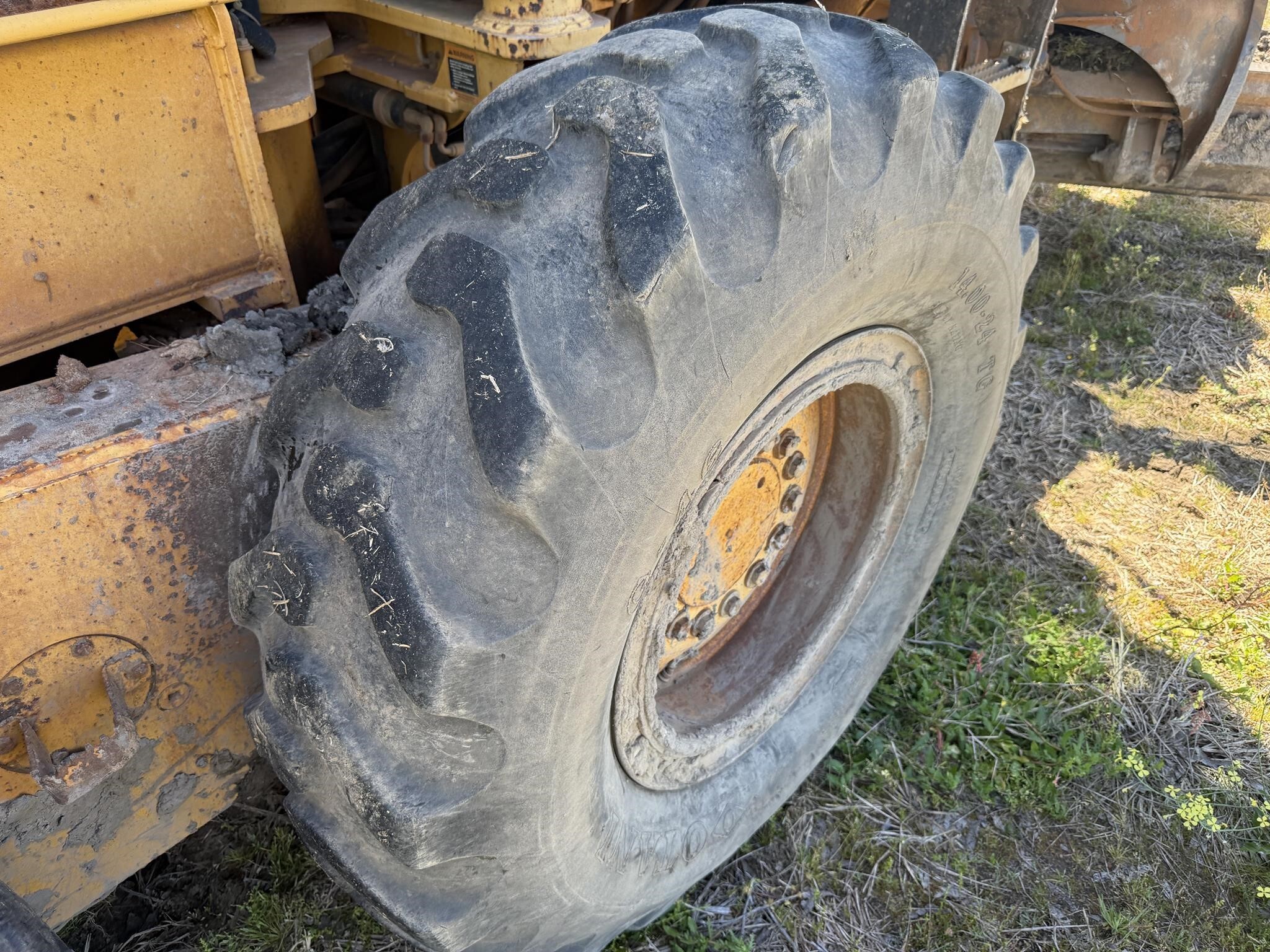 2005 Deere 670D Miscellaneous