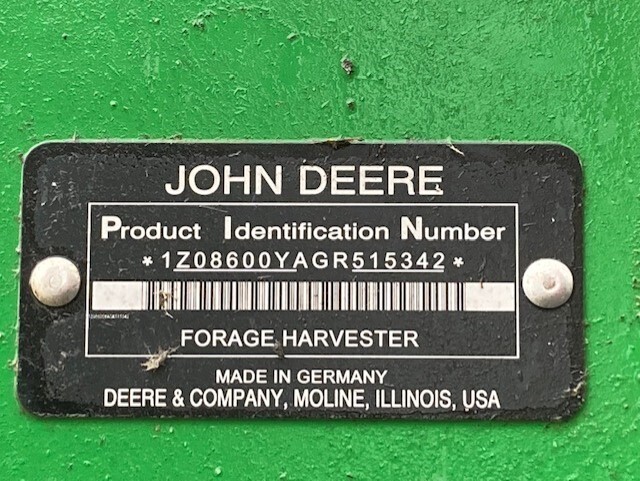 2016 John Deere 8600 Self-Propelled Forage Harvester