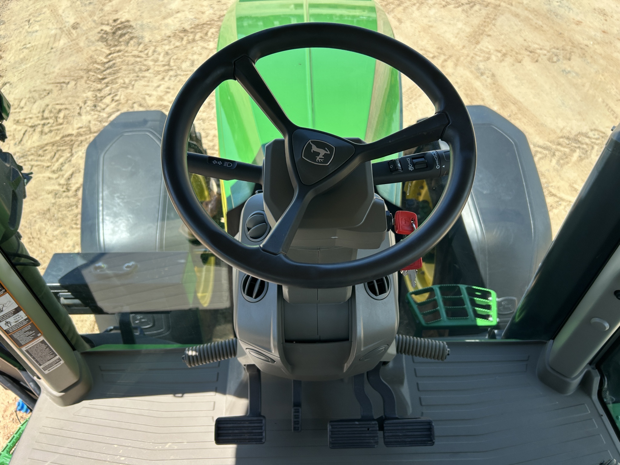 2023 John Deere 7R 210 Tractor