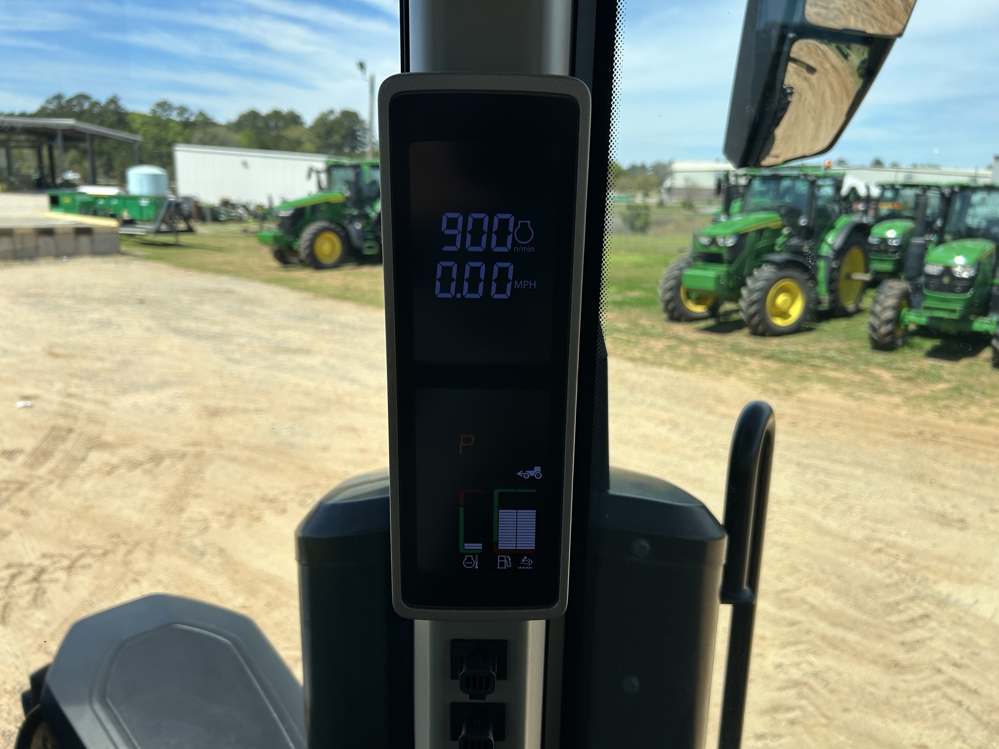 2023 John Deere 7R 210 Tractor