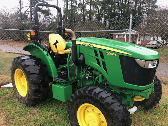 2022 John Deere 5055E Tractor