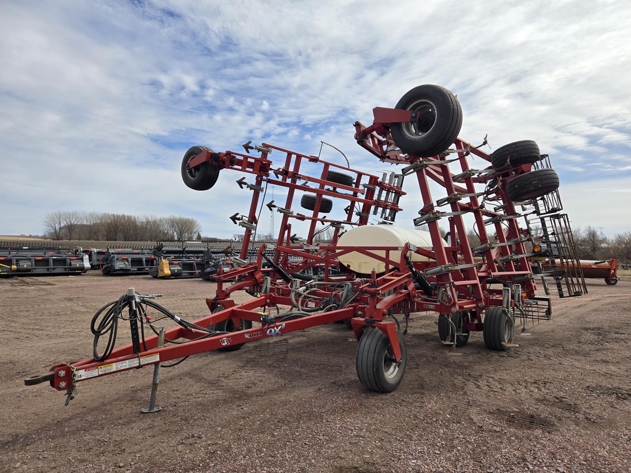 2010 Wil-Rich Quad X-2 Field Cultivator