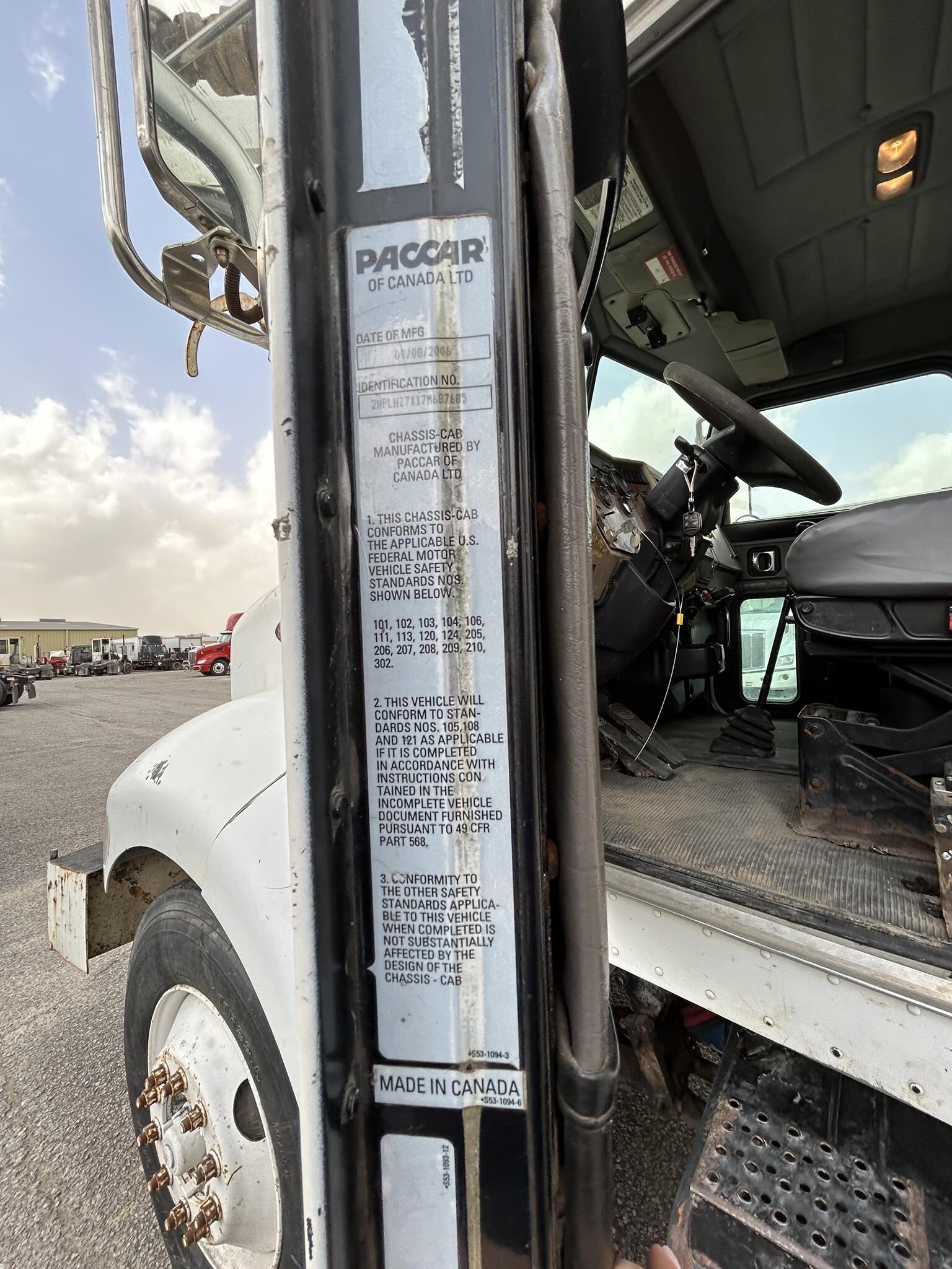 2007 Altec DM47TR Crane
