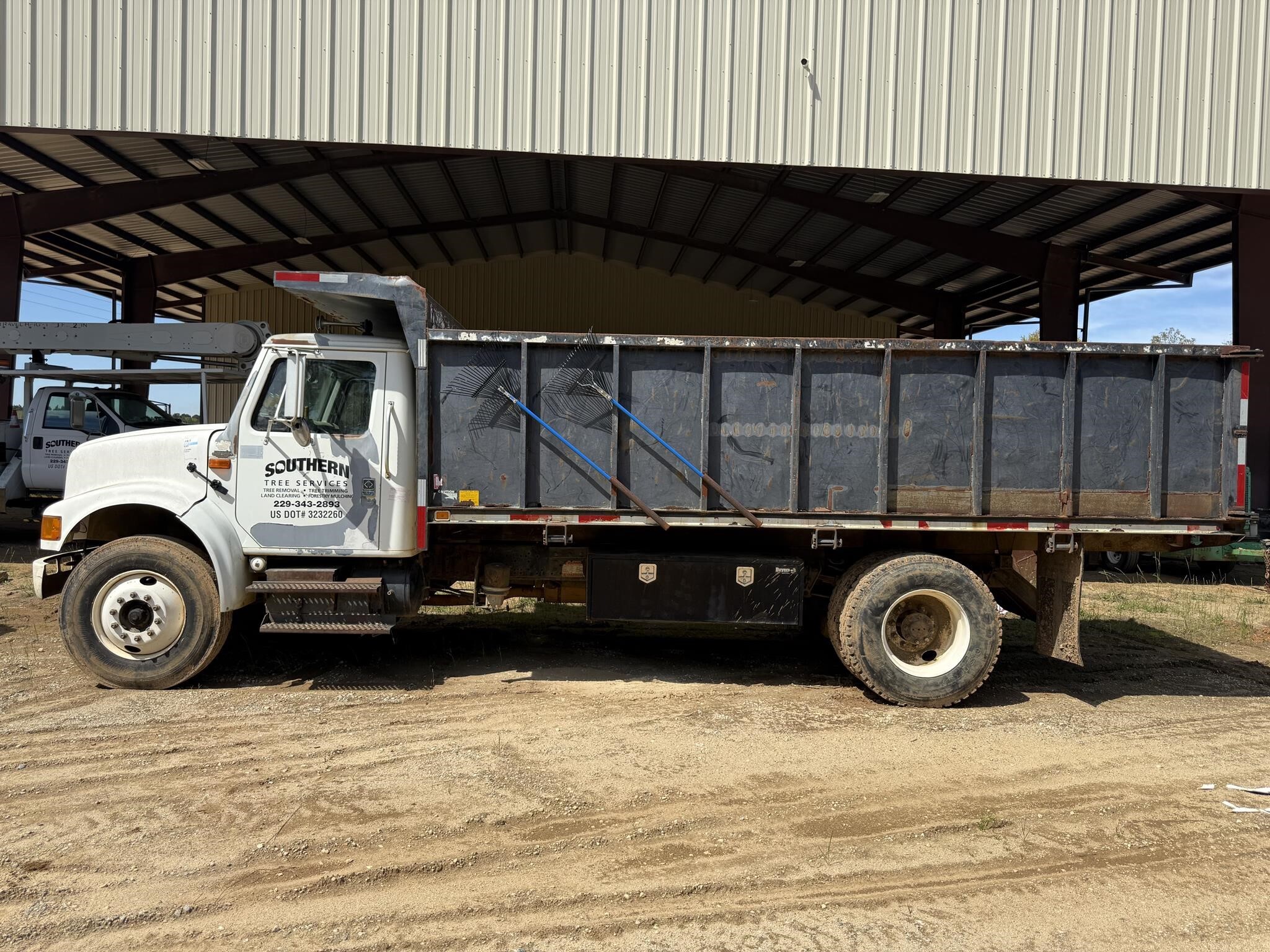 2000 International 4700 Dump Trucks/Trailer