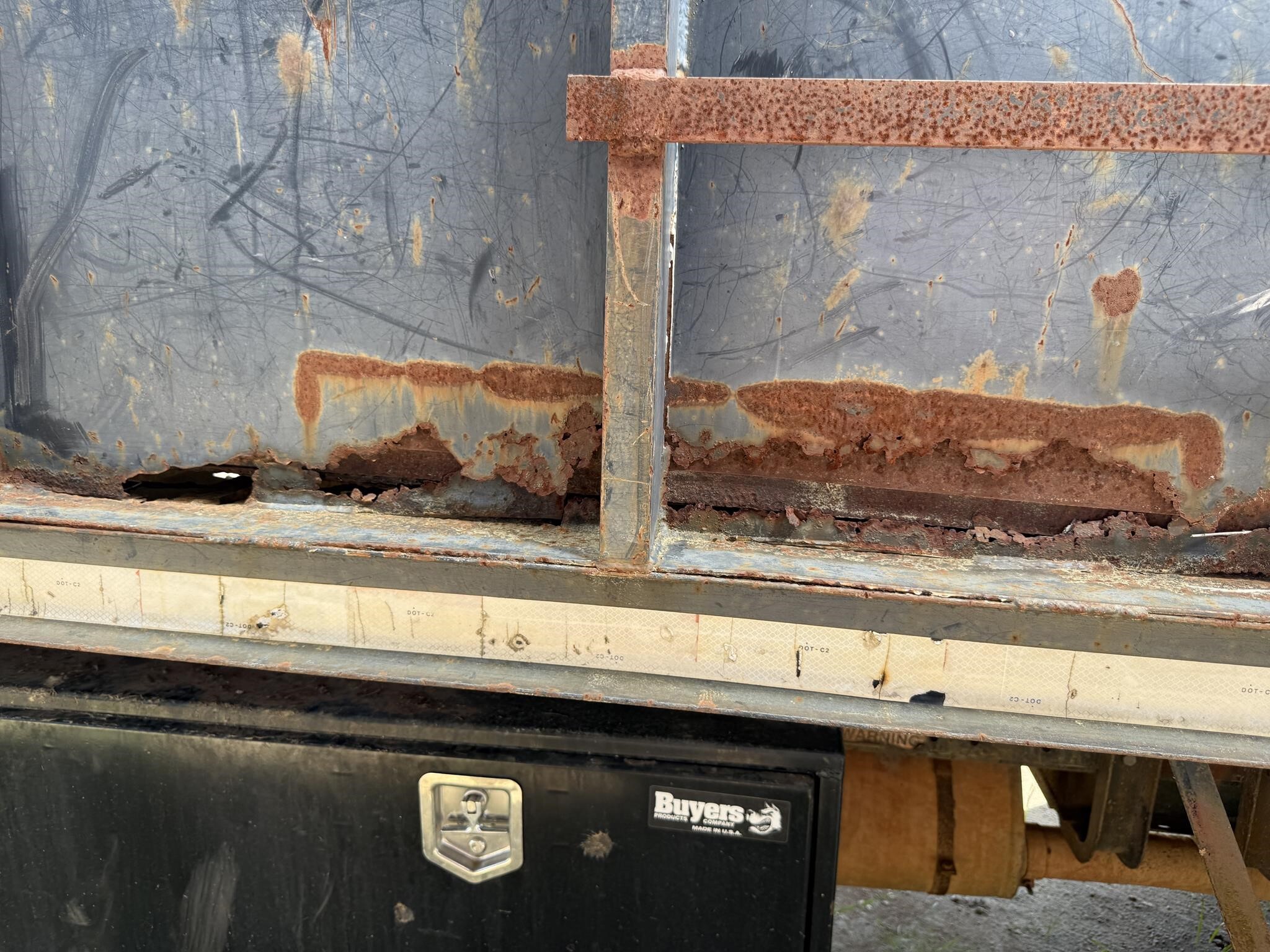 2000 International 4700 Dump Trucks/Trailer