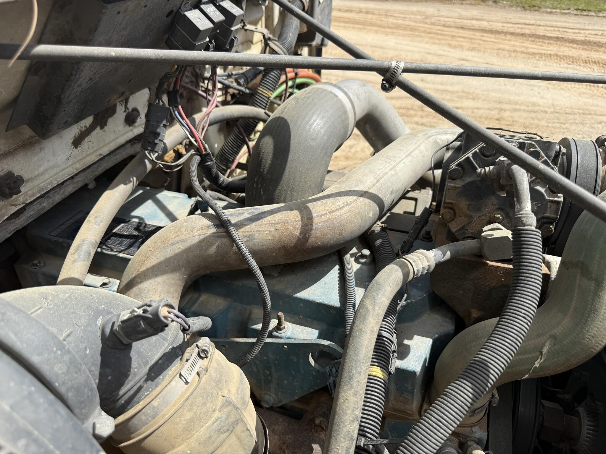 2000 International 4700 Dump Trucks/Trailer