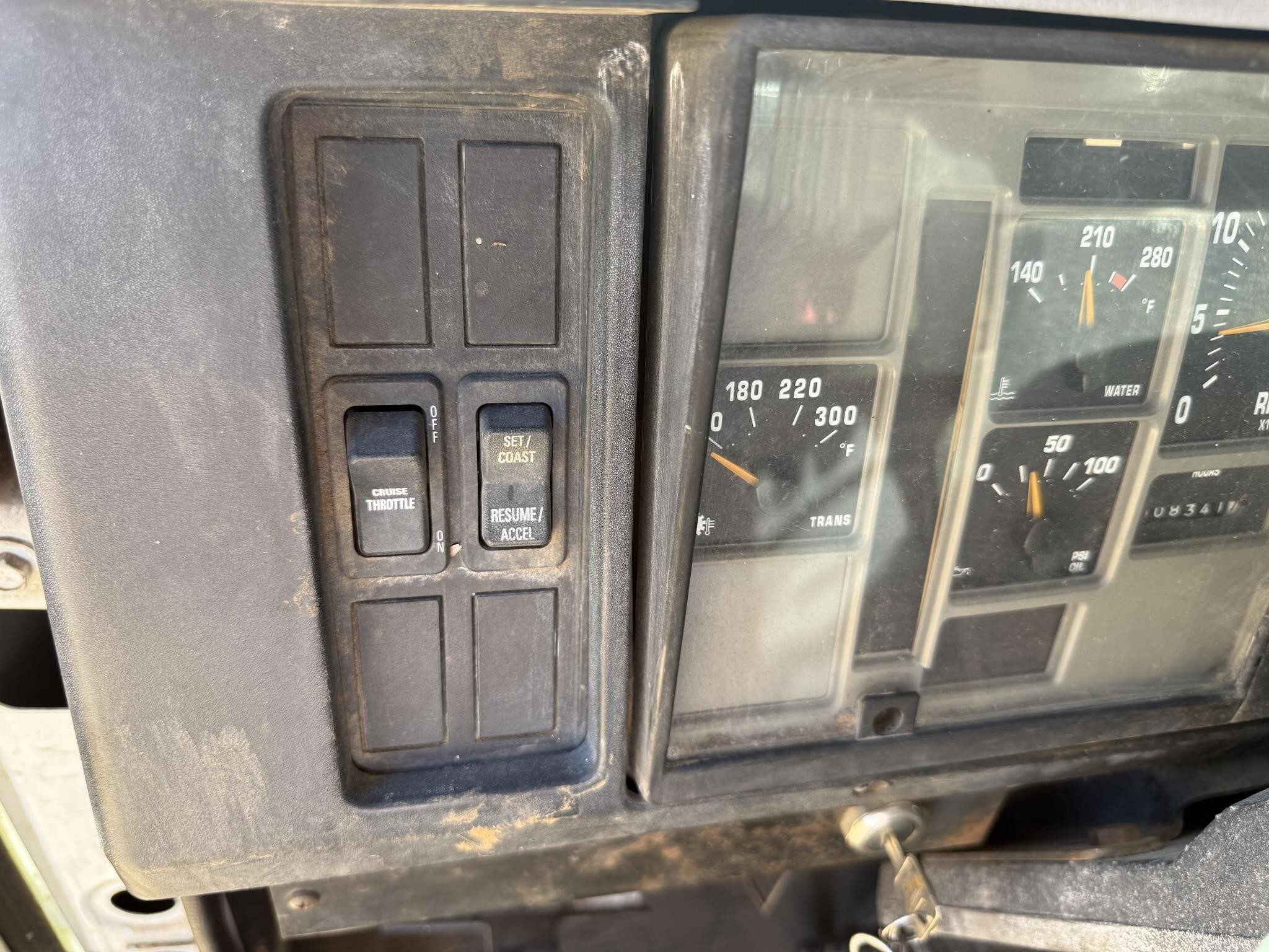 2000 International 4700 Dump Trucks/Trailer