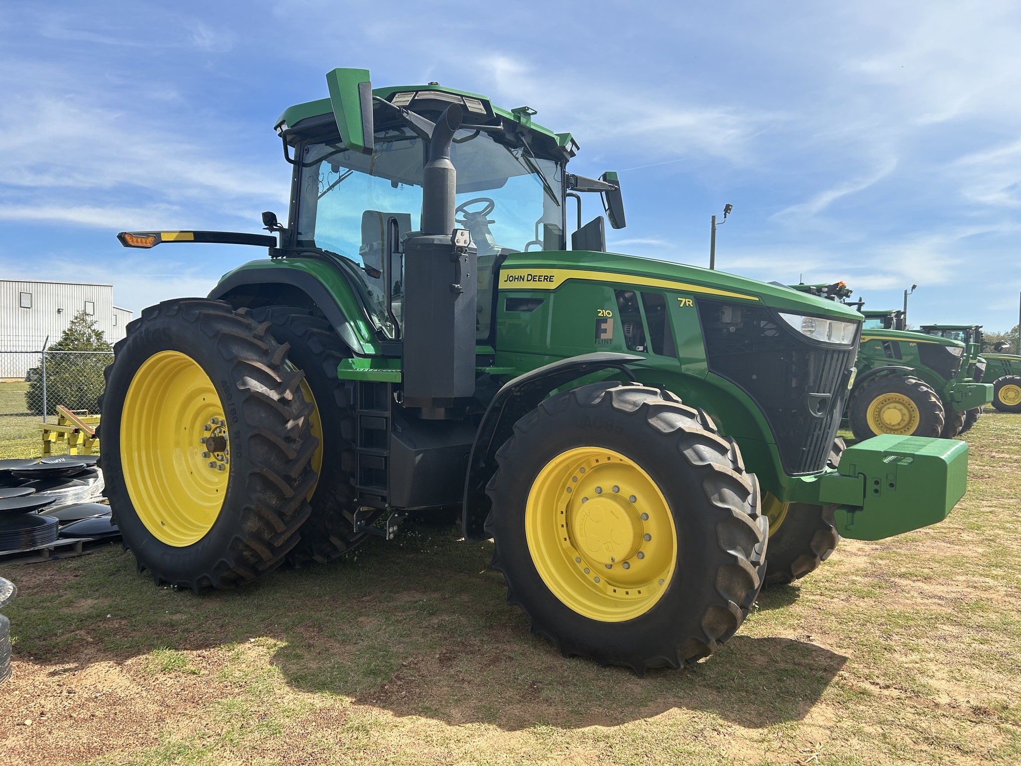 2023 John Deere 7R 210 Tractor