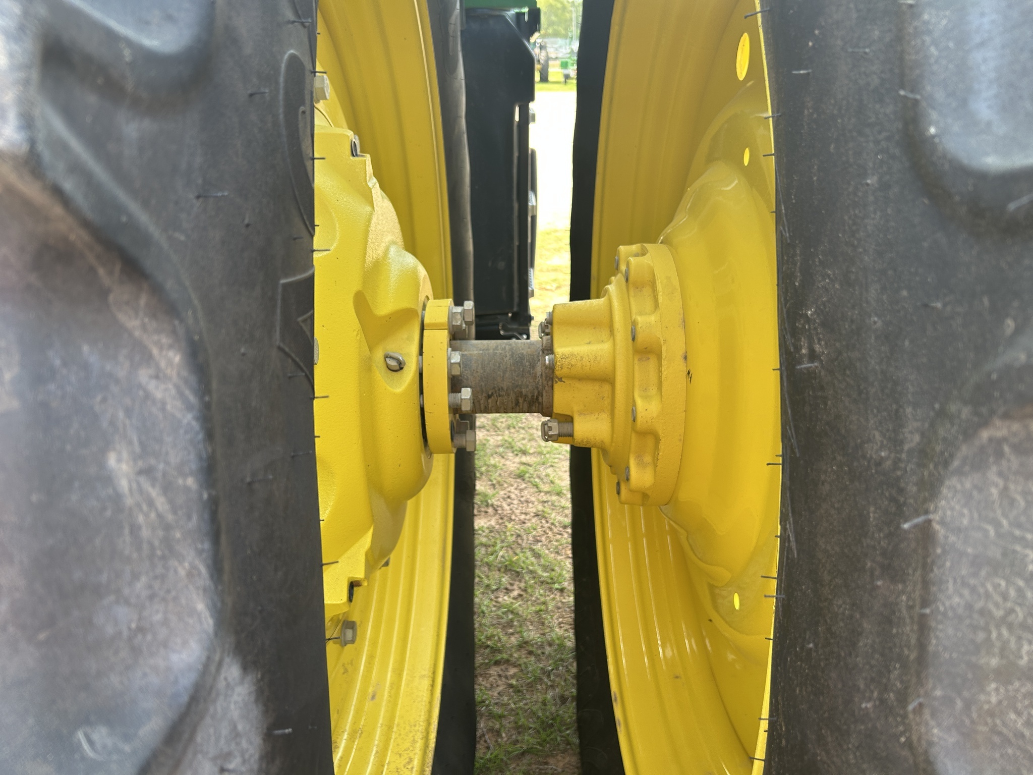 2023 John Deere 7R 210 Tractor