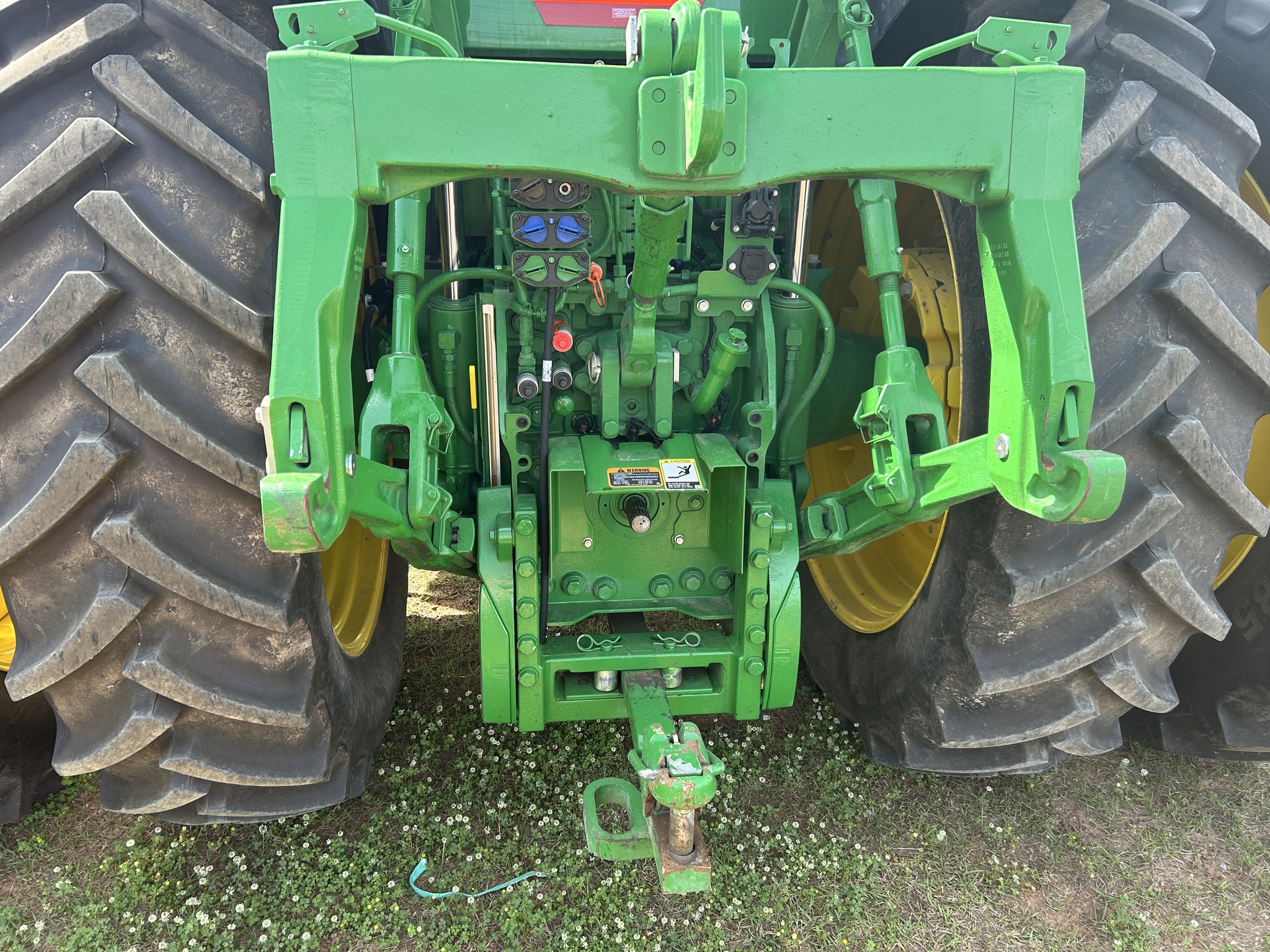 2023 John Deere 7R 210 Tractor