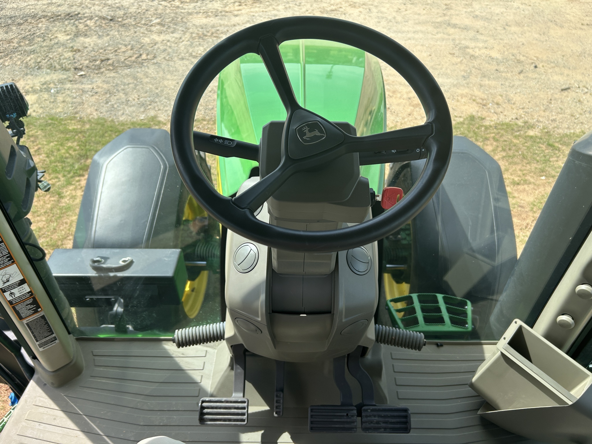 2023 John Deere 7R 210 Tractor