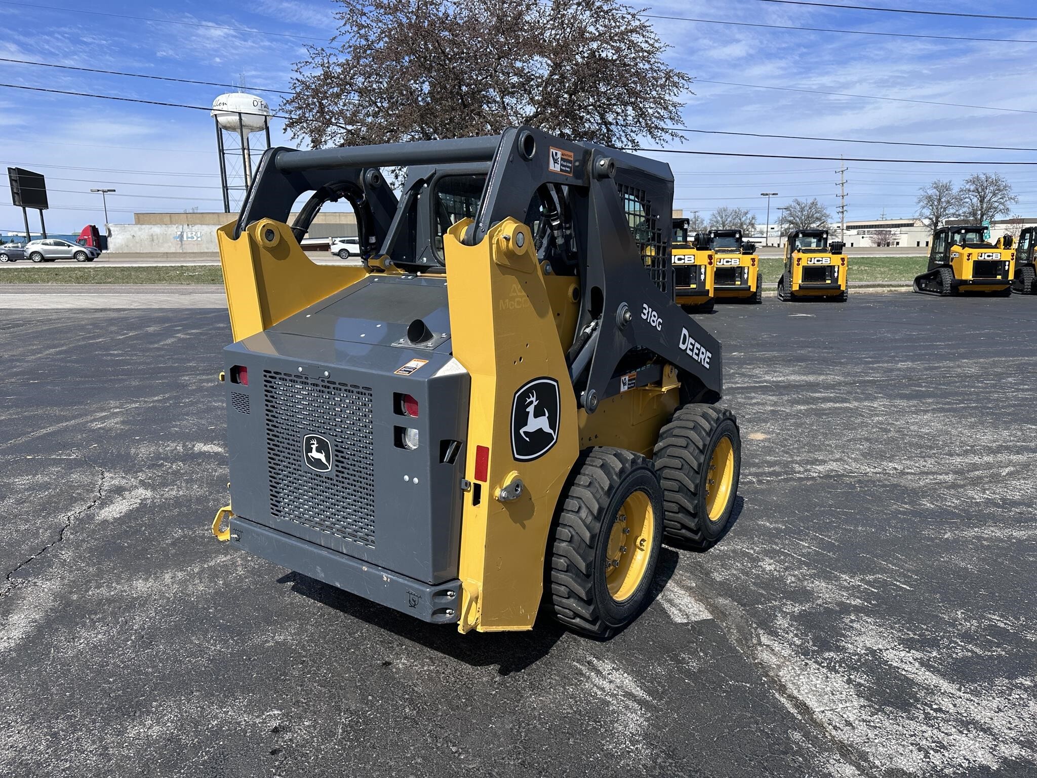 2022 Deere 318G Skid Steer