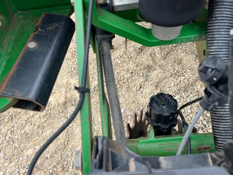 2008 John Deere 1770NT Planter