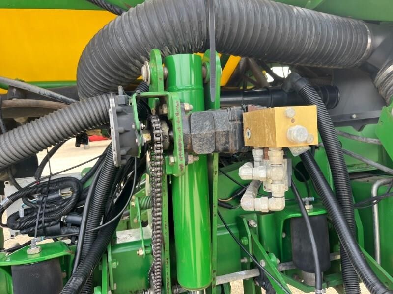 2008 John Deere 1770NT Planter
