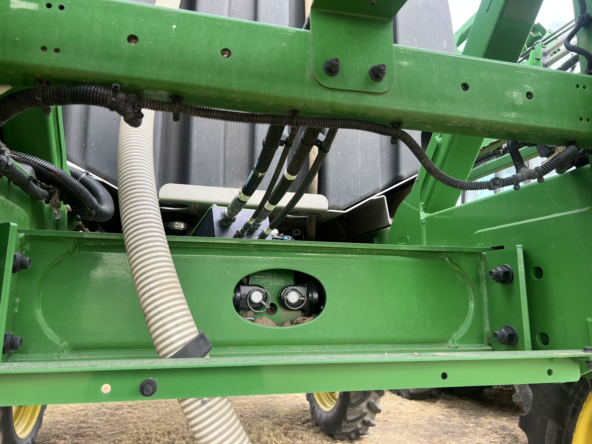 2022 John Deere 410R Self-Propelled Sprayer