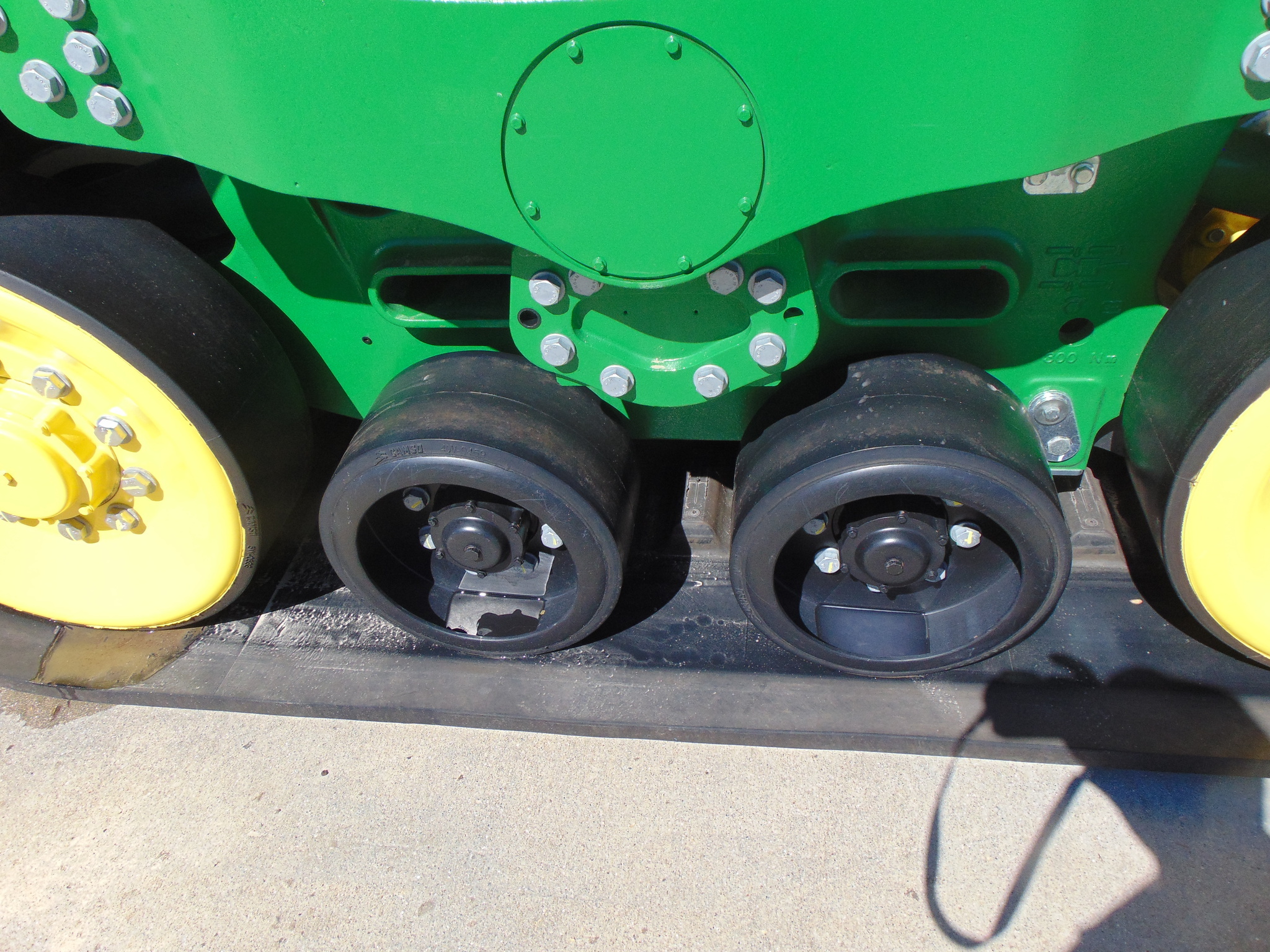 2023 John Deere 9RX 590 Tractor