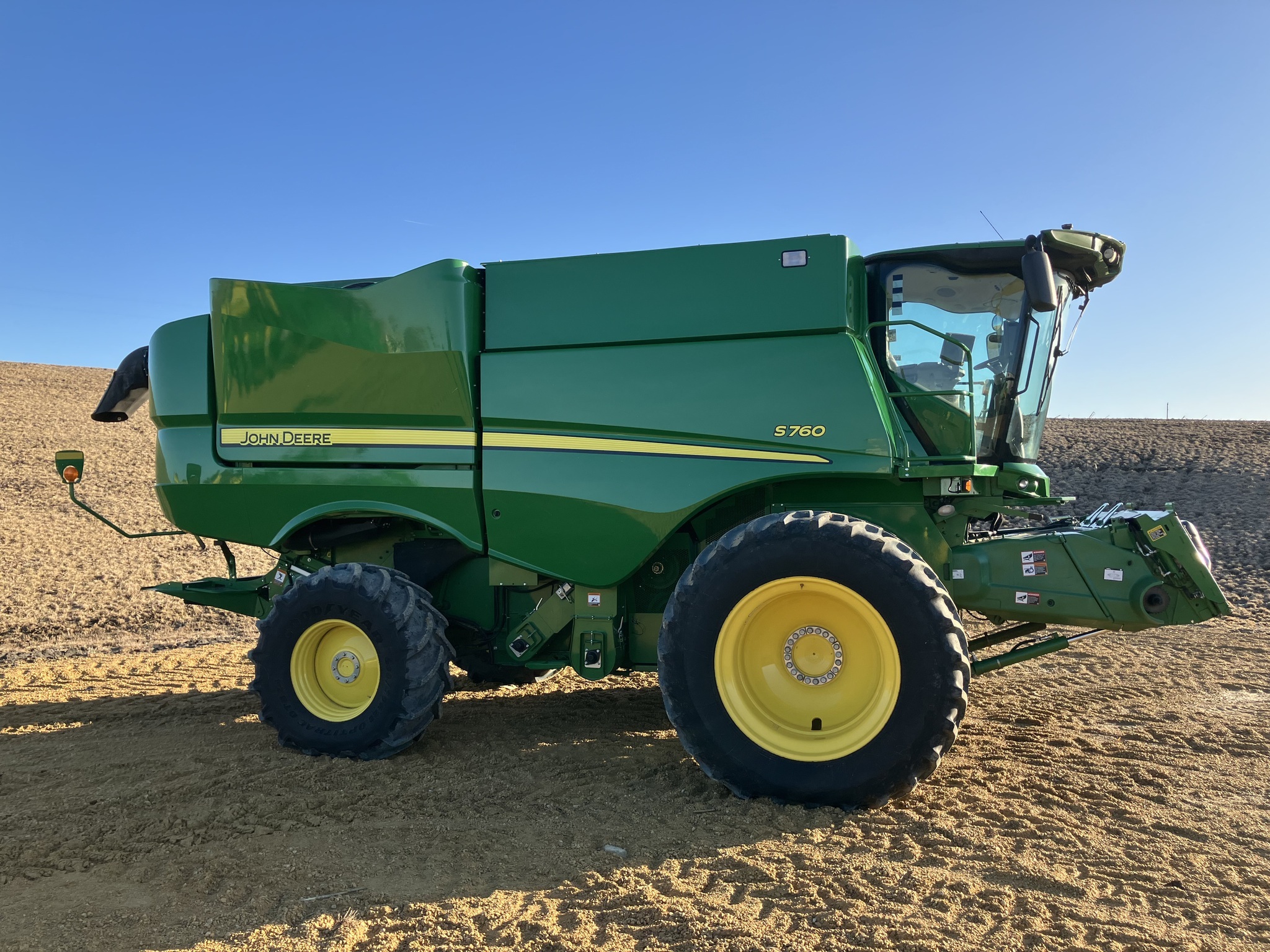 2021 John Deere S760 Combine