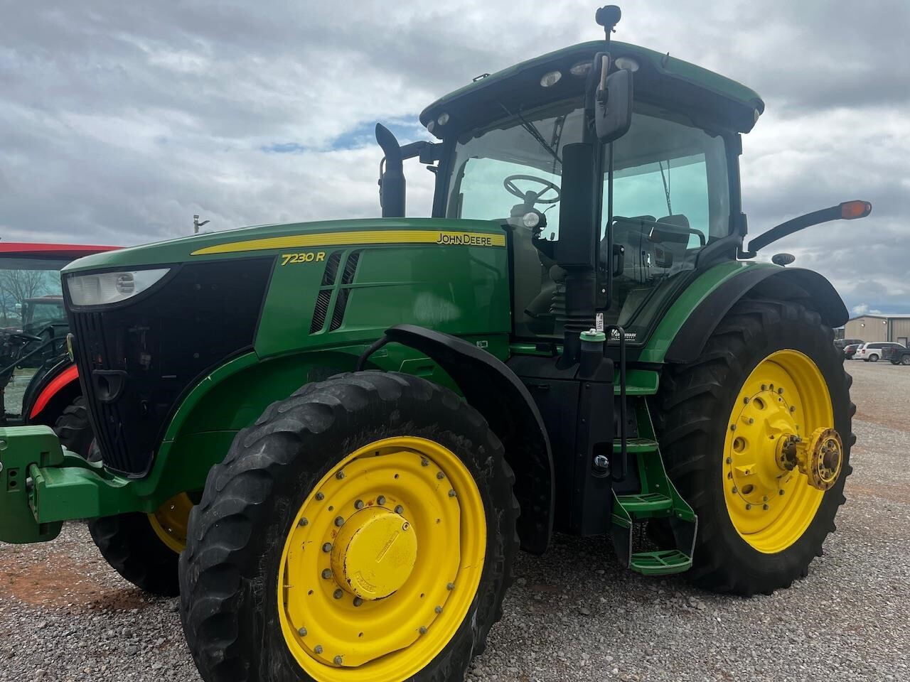  John Deere 7230R Tractor