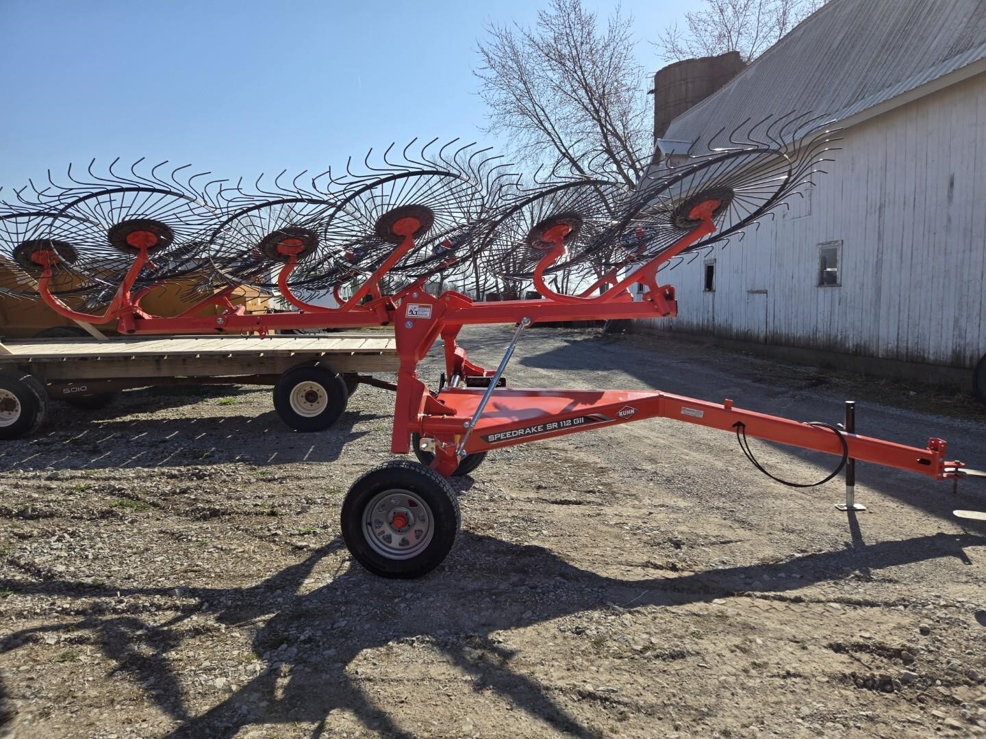 2025 Kuhn SR112GII Rake