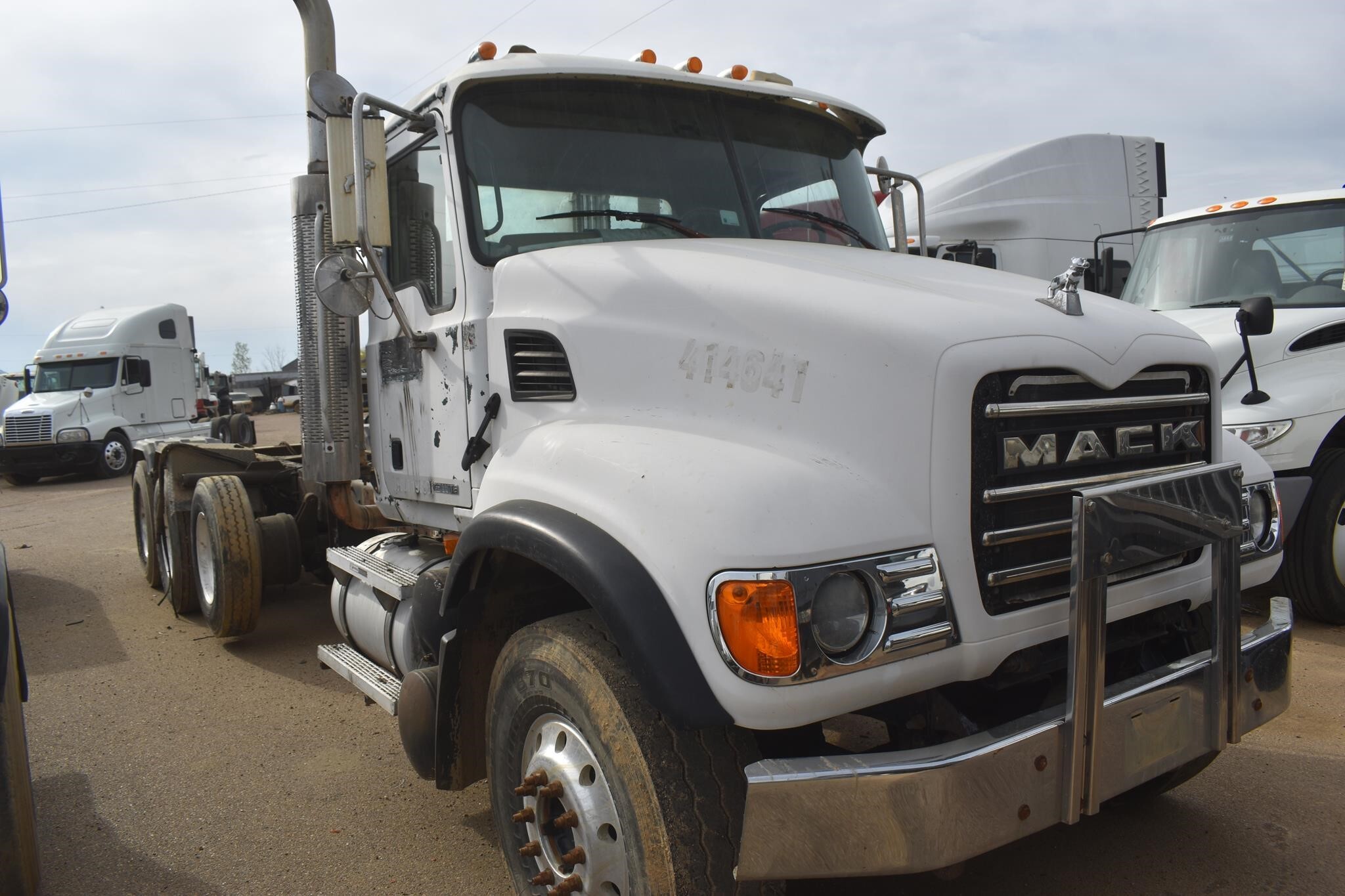 2006 Mack Granite CV713 Dump Trucks/Trailer
