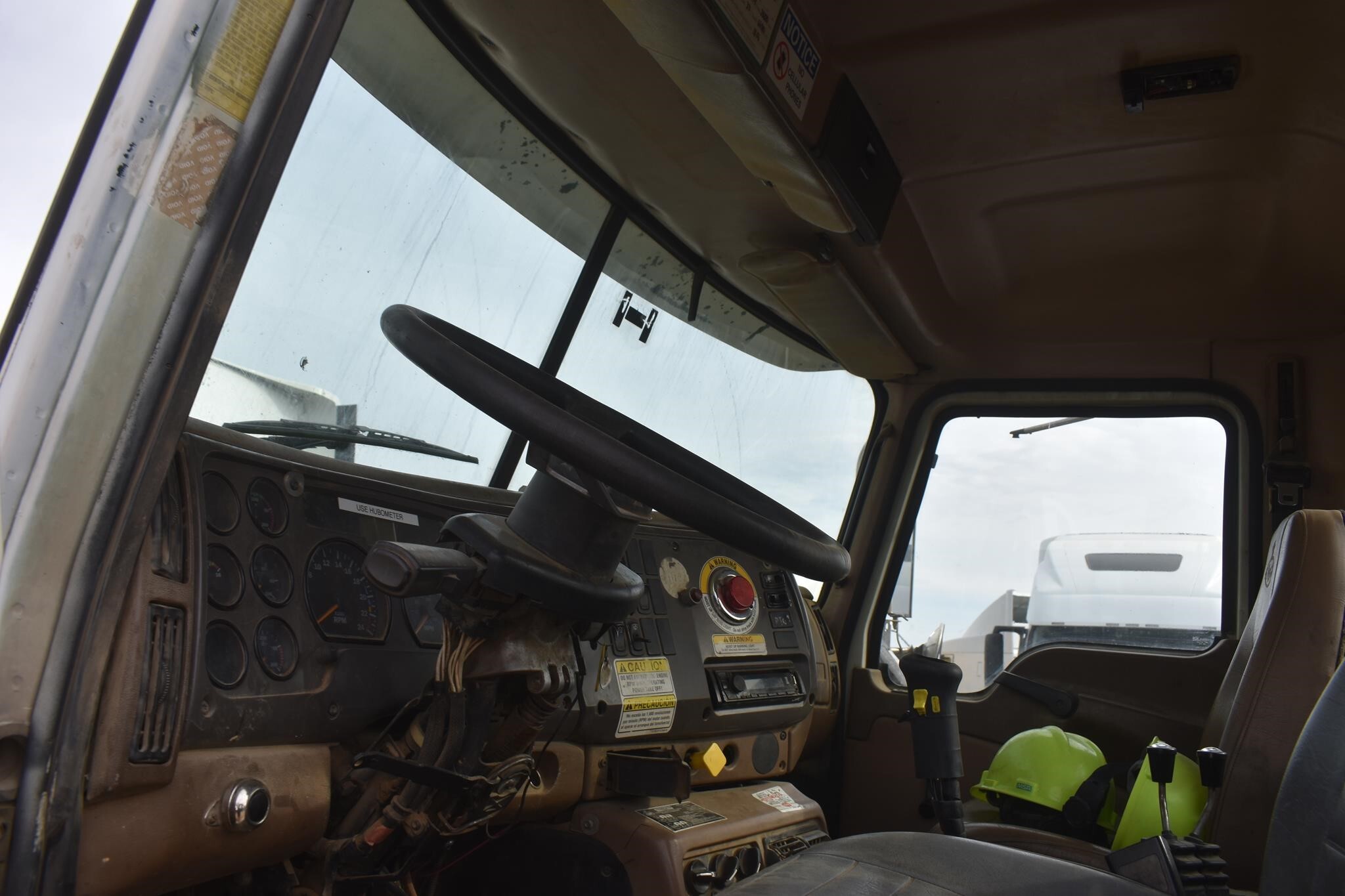 2006 Mack Granite CV713 Dump Trucks/Trailer