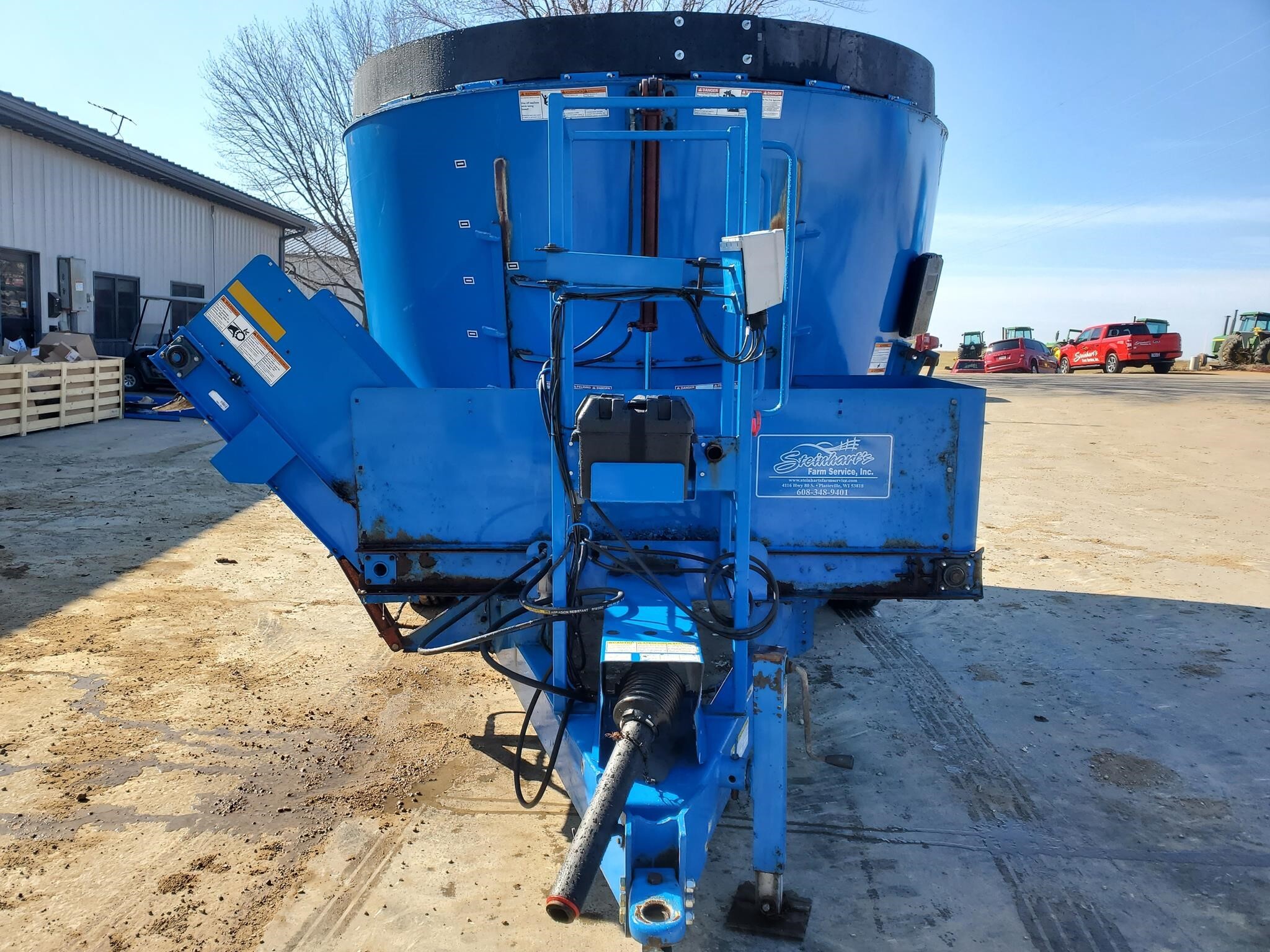  Patz 1100 SERIES 420 Feed Wagon
