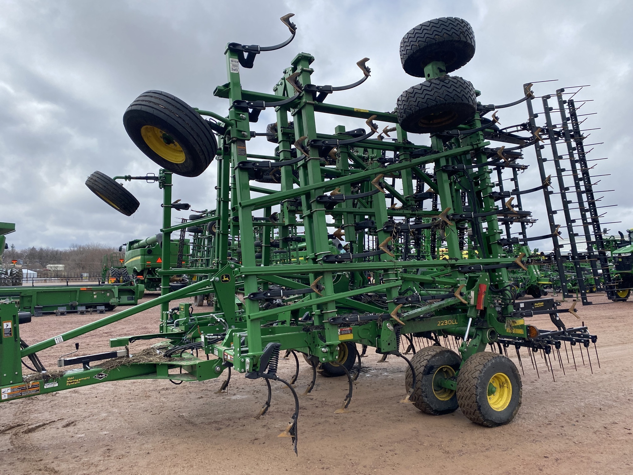2024 John Deere 2230LL  38'6" Field Cultivator