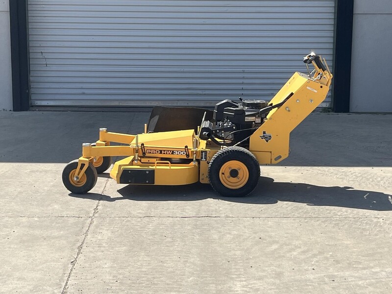 2018 Cub Cadet PRO HW336 Lawn Mower $3,999 Machinery Pete