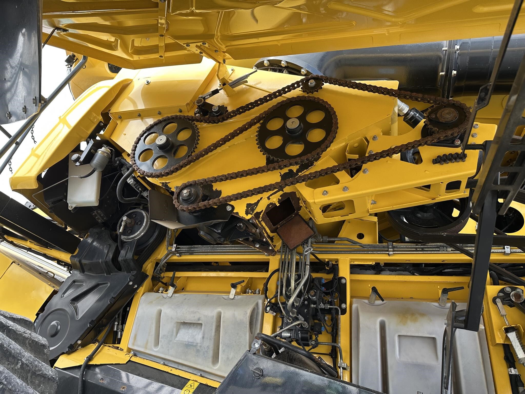 2018 New Holland CR8.90 Combine