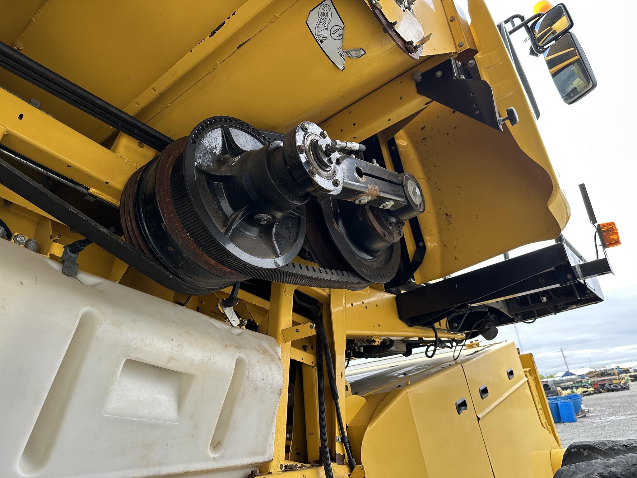2018 New Holland CR8.90 Combine