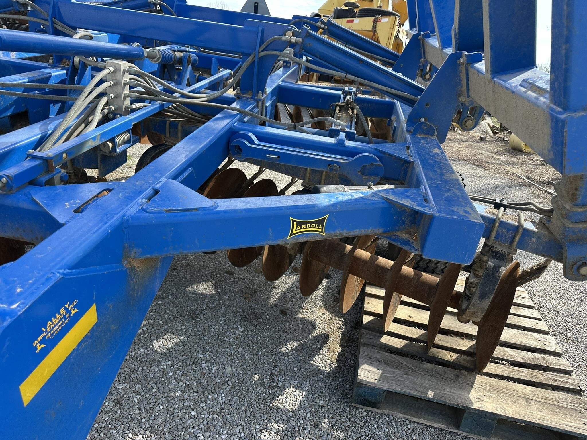  Landoll 6230-36 Disk
