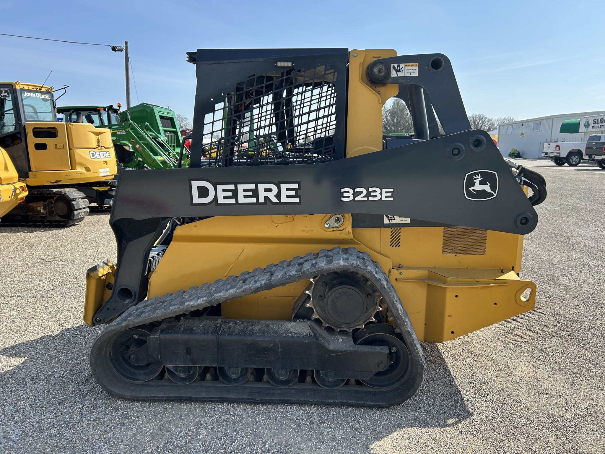 2016 Deere 323E Skid Steer