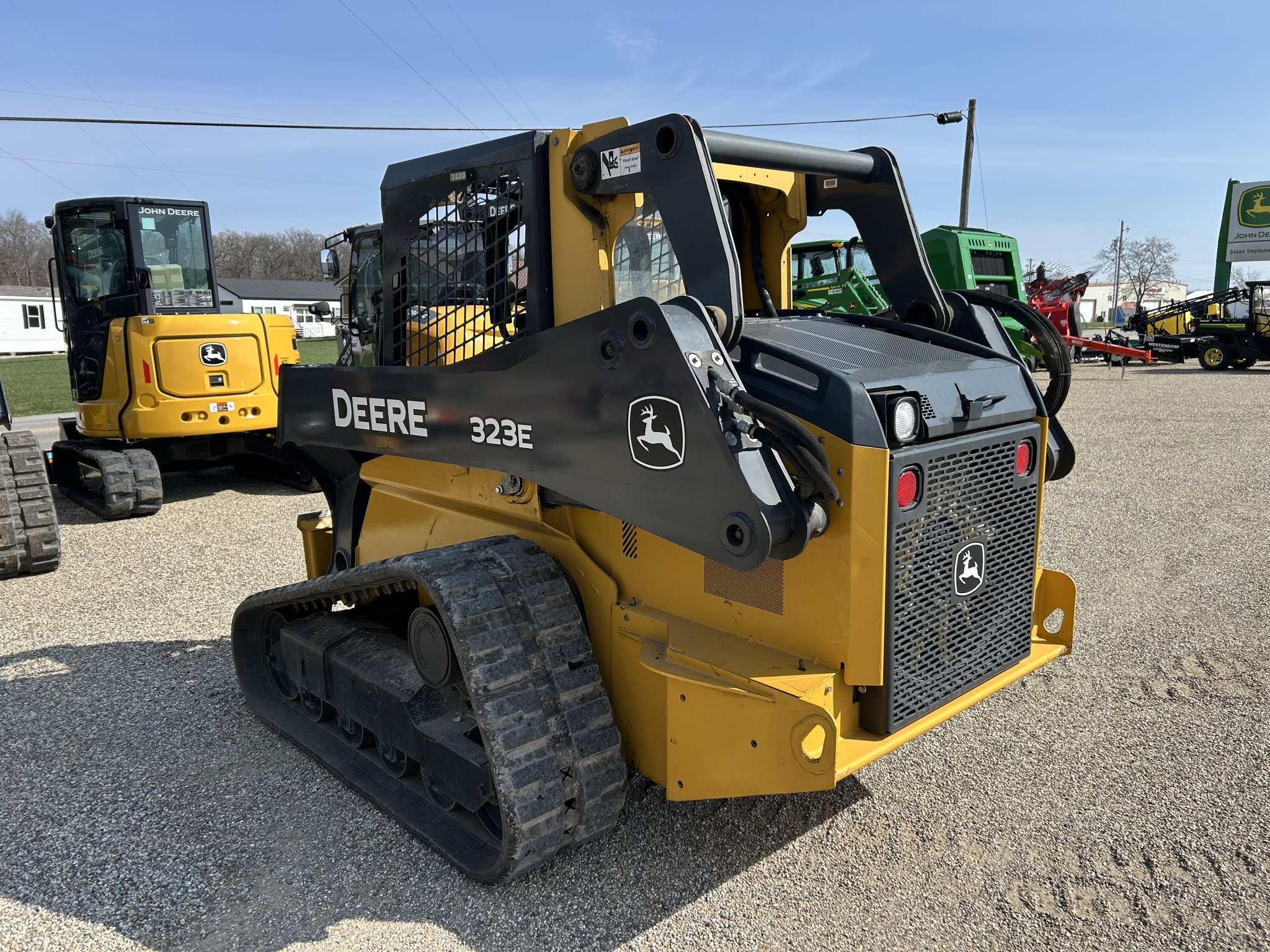 2016 Deere 323E Skid Steer
