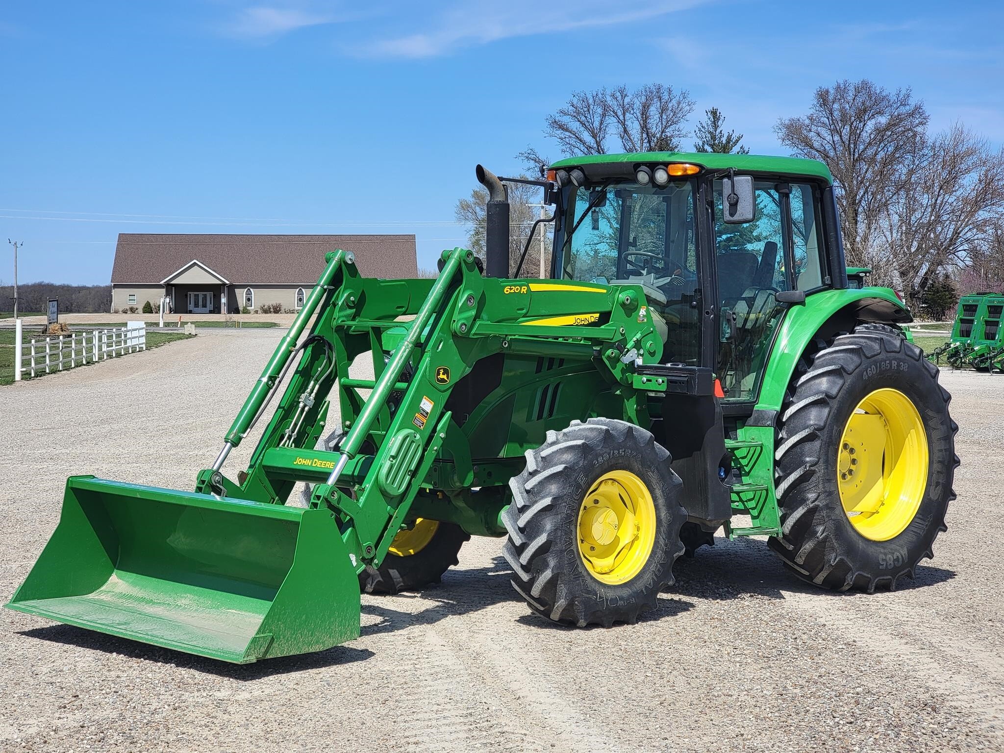 2015 John Deere 6130M Tractor