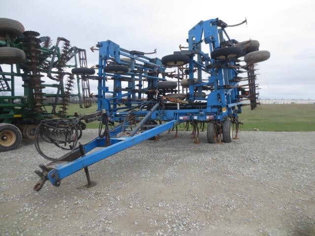  DMI Tigermate II Field Cultivator