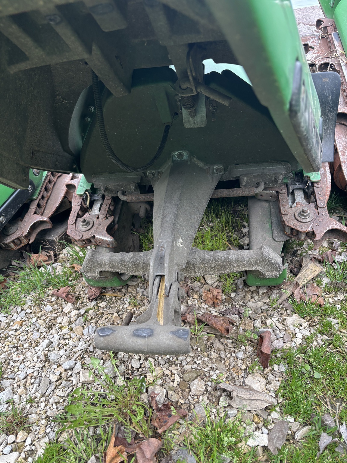 2022 John Deere C8R Corn Head