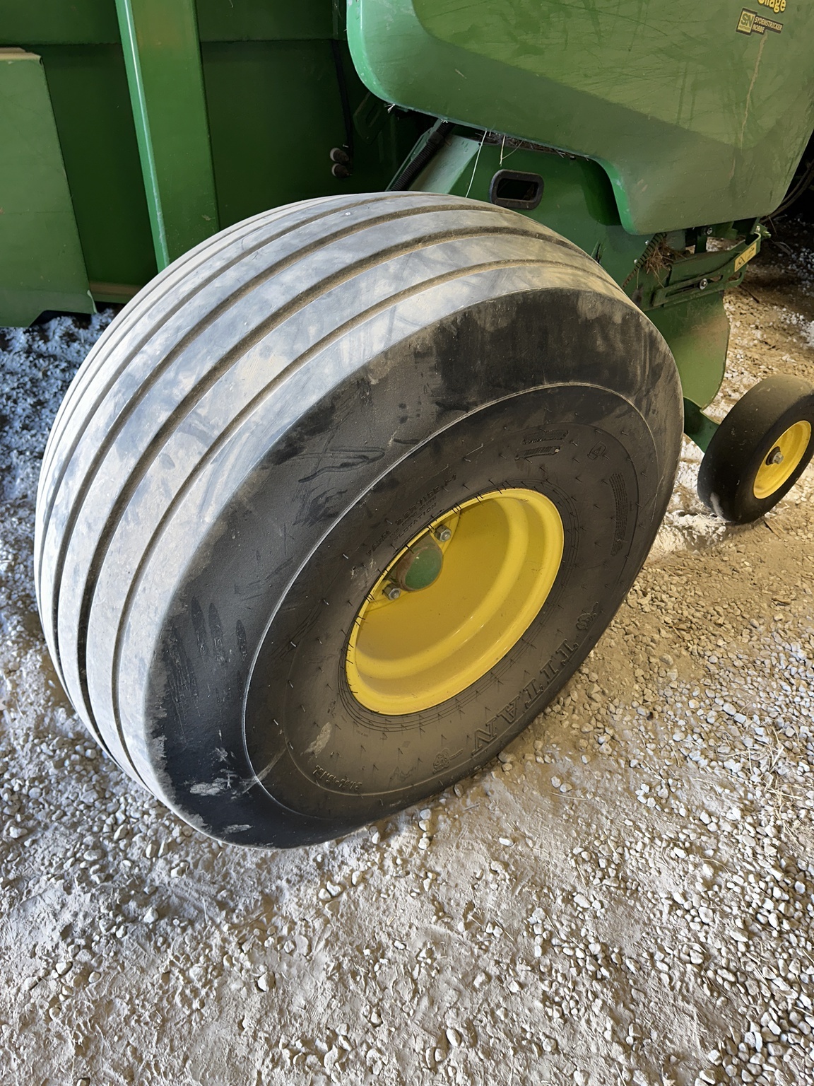 2020 John Deere 560M Round Baler