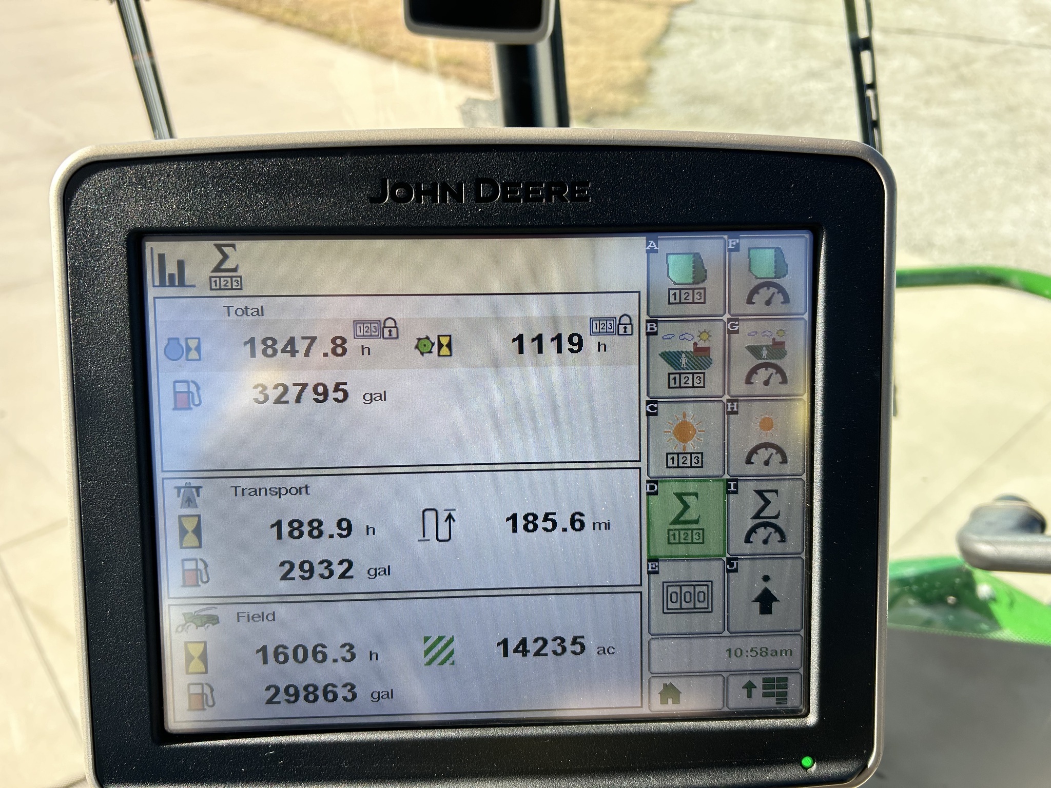 2022 John Deere 9800 Self-Propelled Forage Harvester