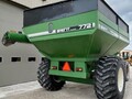  Brent 772 Grain Cart