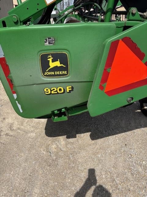  John Deere 920F Platform