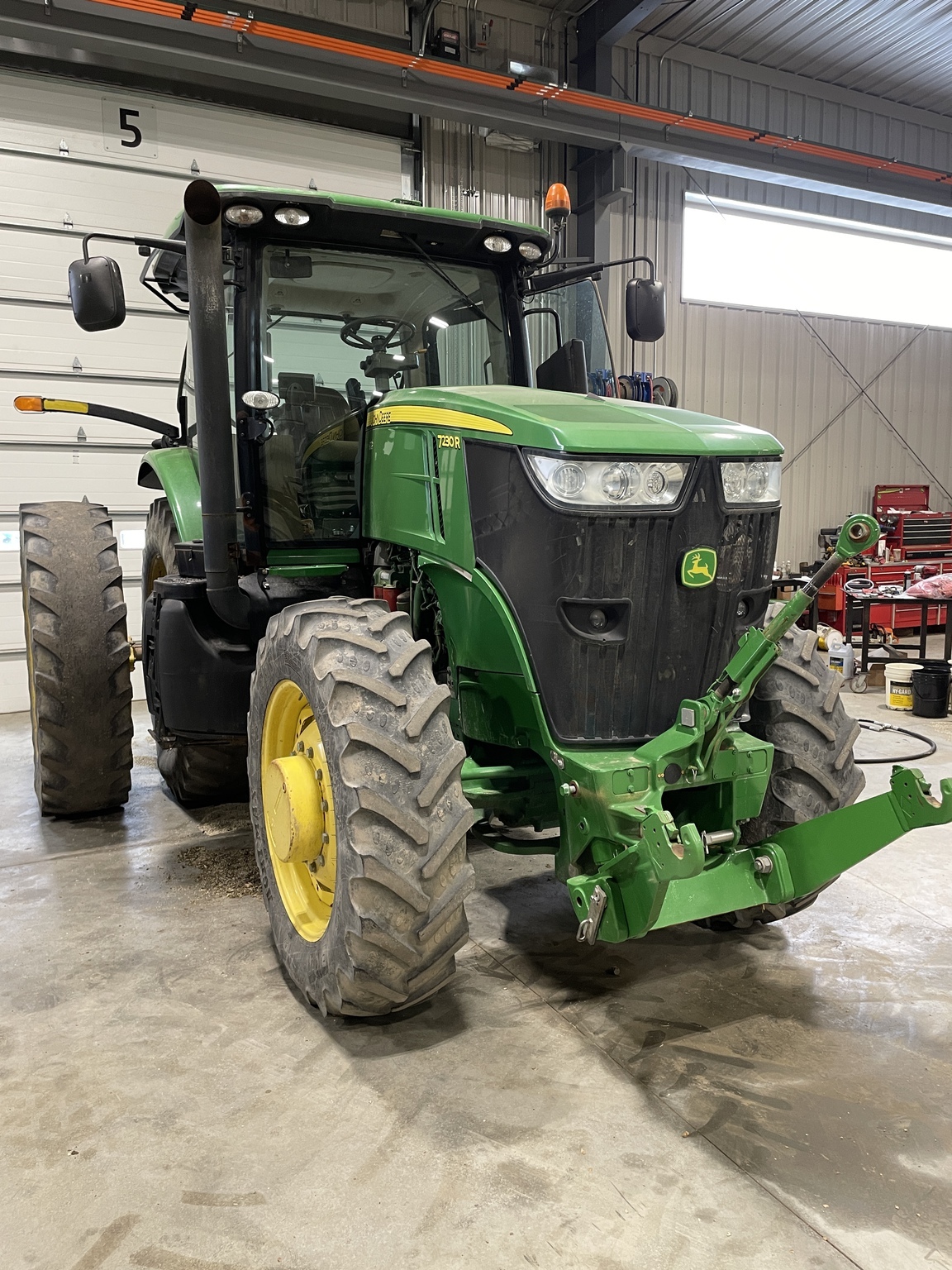 2013 John Deere 7230R Tractor