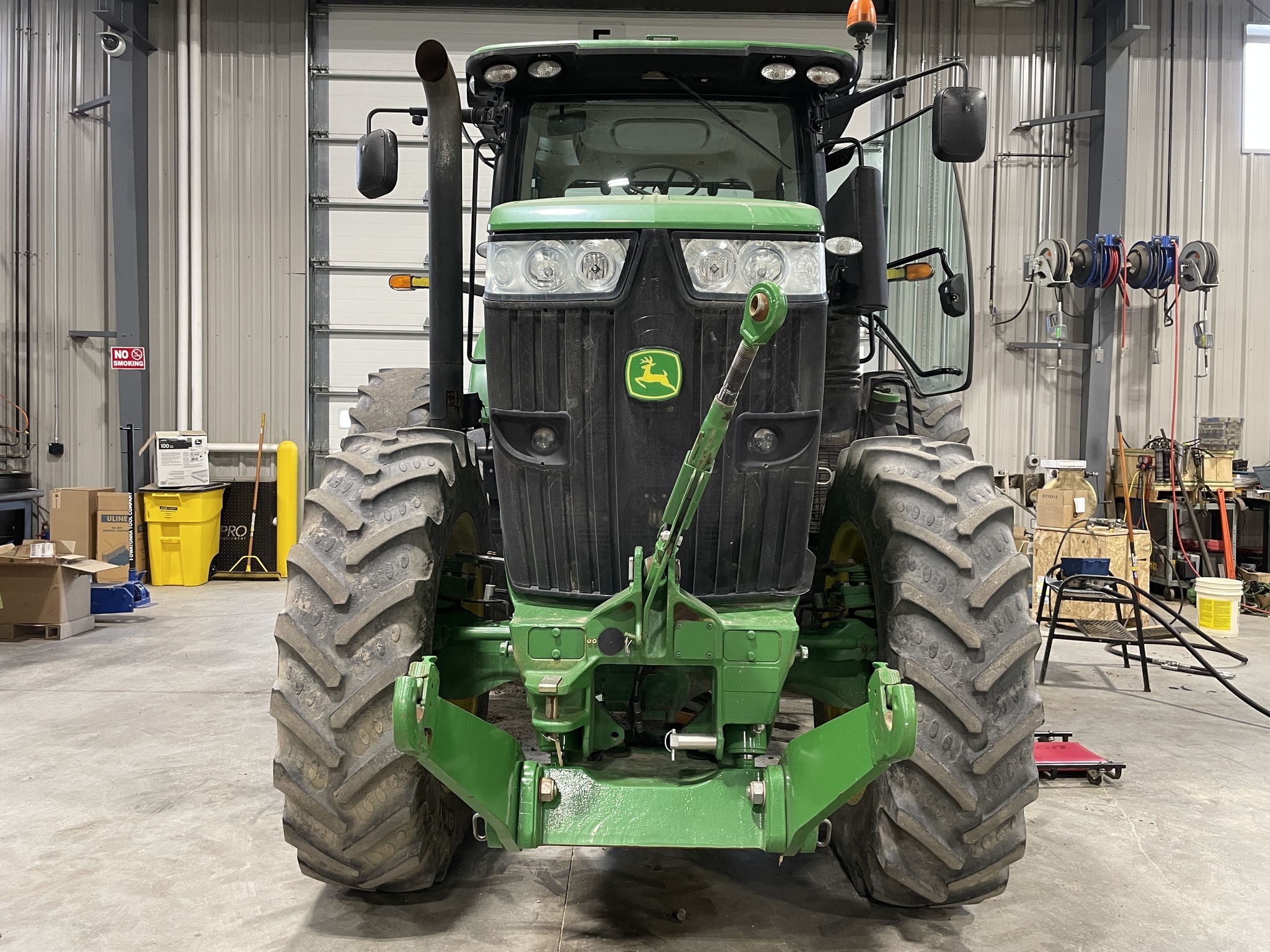 2013 John Deere 7230R Tractor