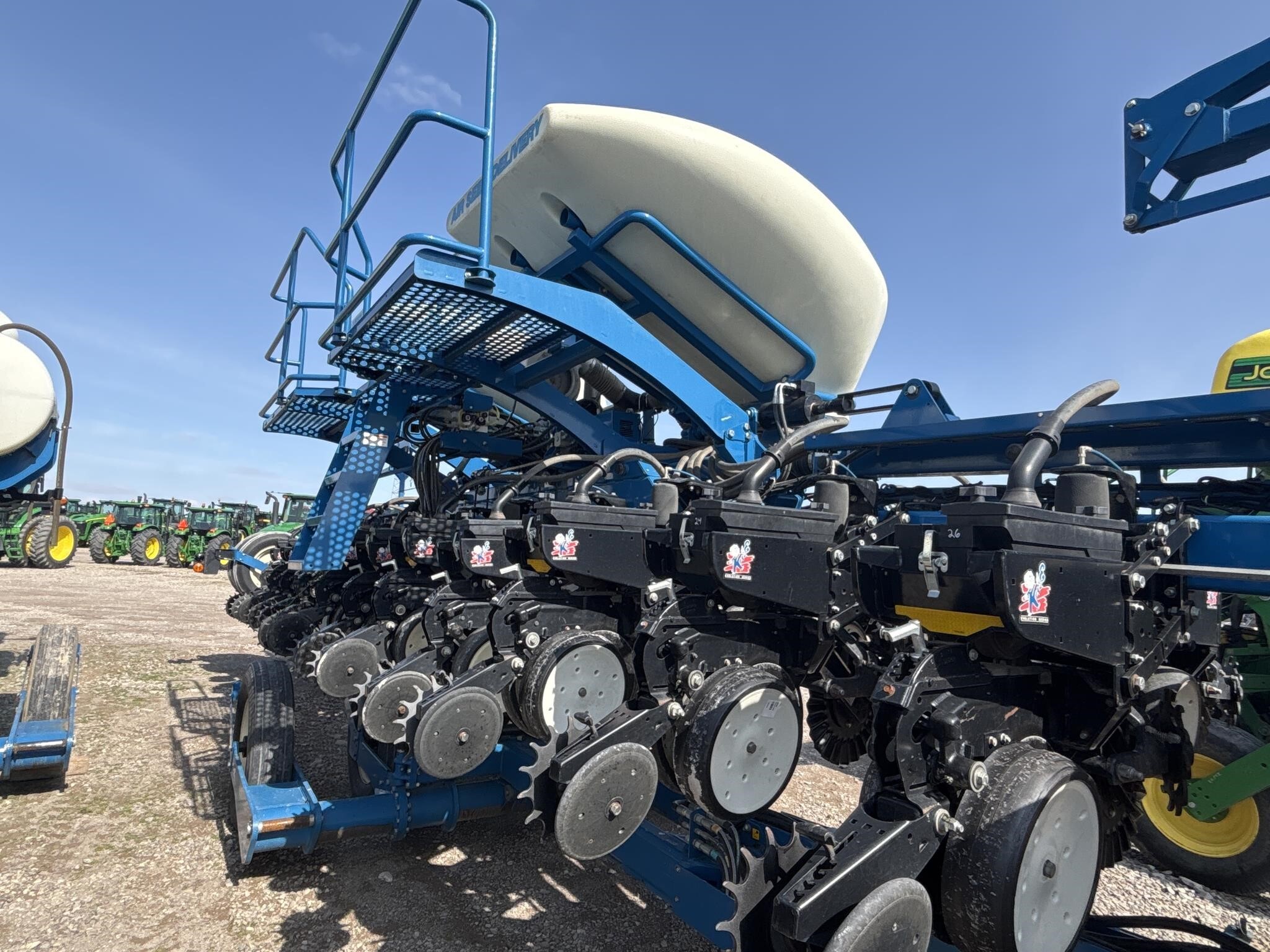2015 Kinze 3660 Planter