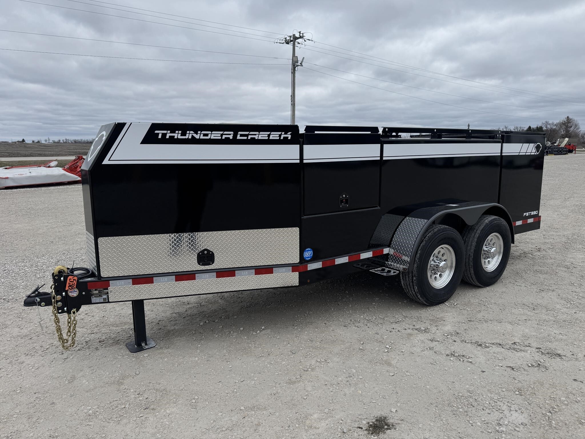 2025 Thunder Creek FST990 Fuel Trucks/Trailer