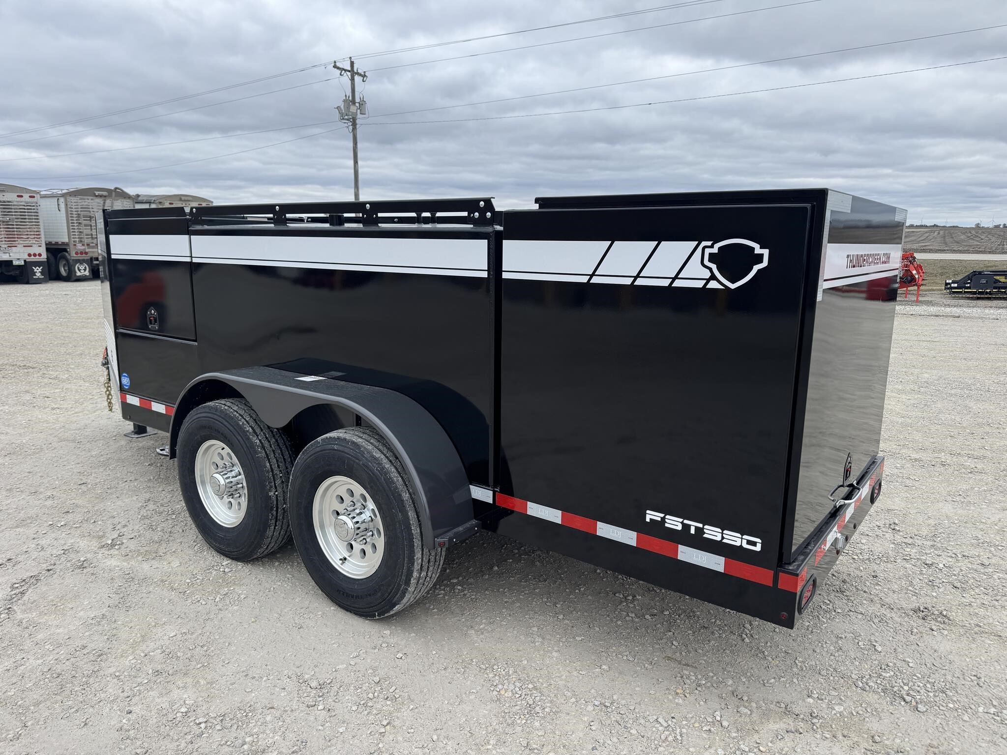 2025 Thunder Creek FST990 Fuel Trucks/Trailer