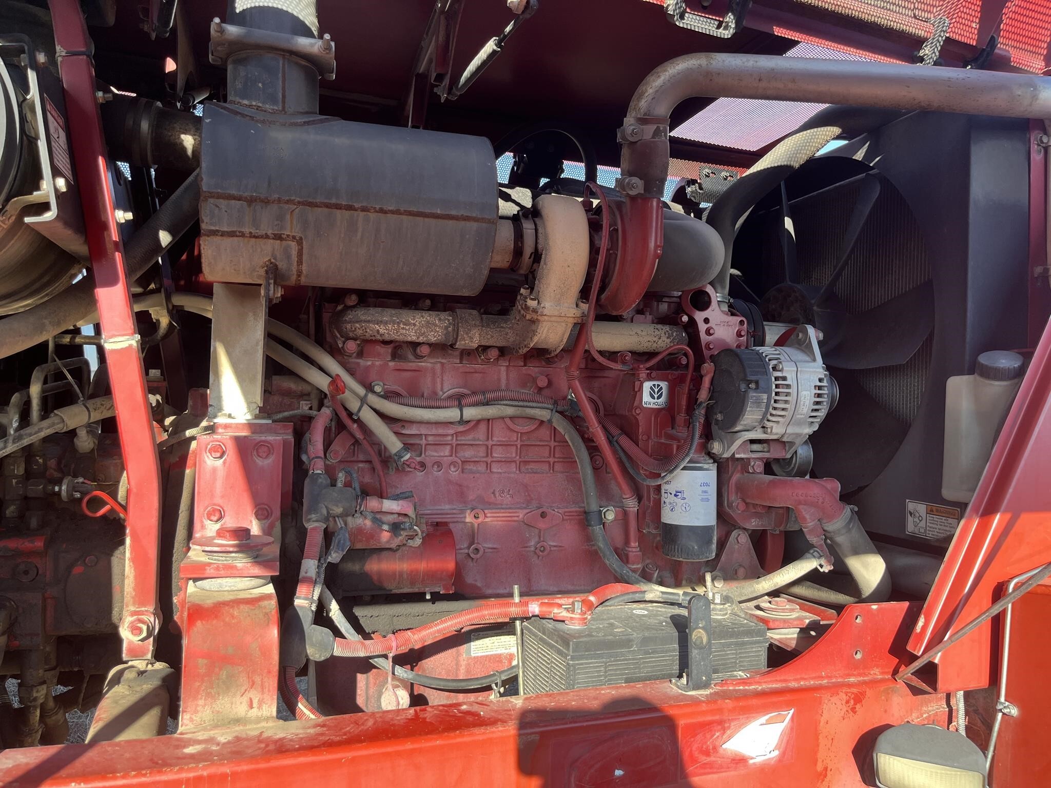 2009 New Holland H8060 Self-Propelled Windrowers and Swather