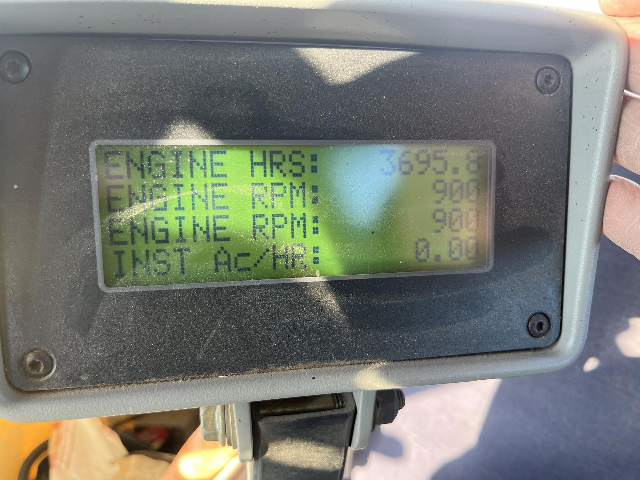 2009 New Holland H8060 Self-Propelled Windrowers and Swather