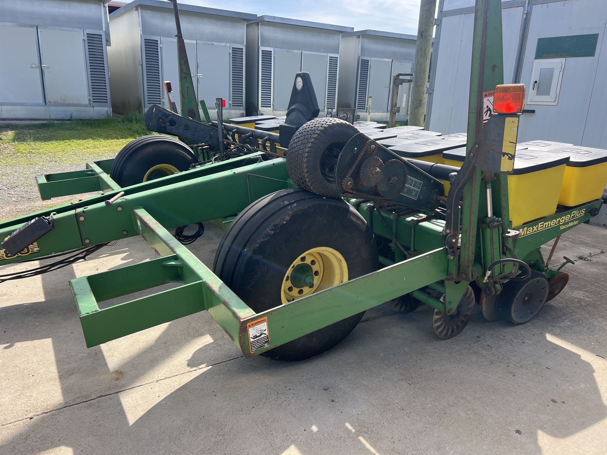 2001 John Deere 1780 Planter