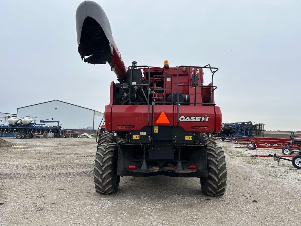 2013 Case IH 6130 Combine